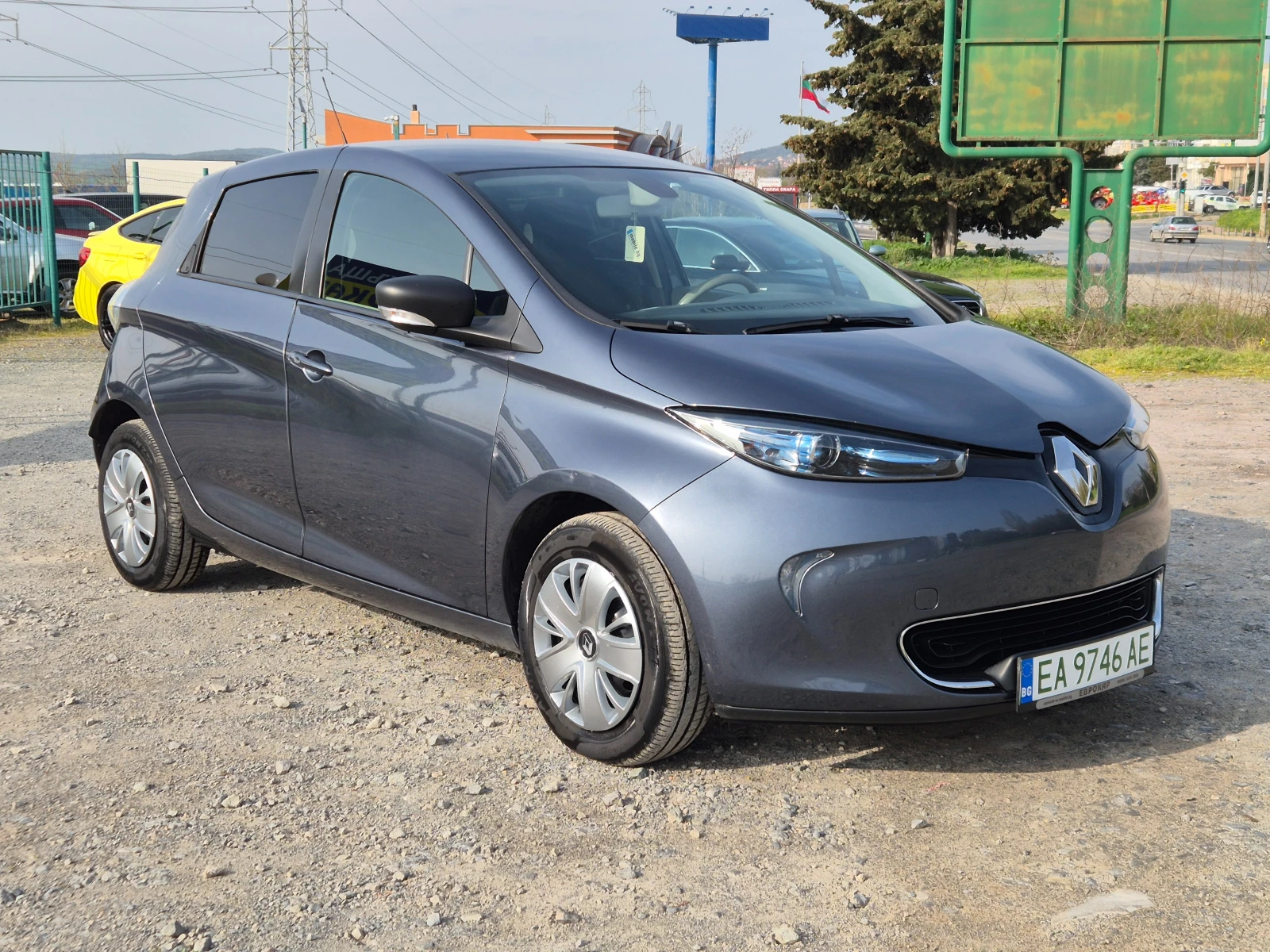Renault Zoe 41 KWh, снимка 7 - Автомобили и джипове - 54177160