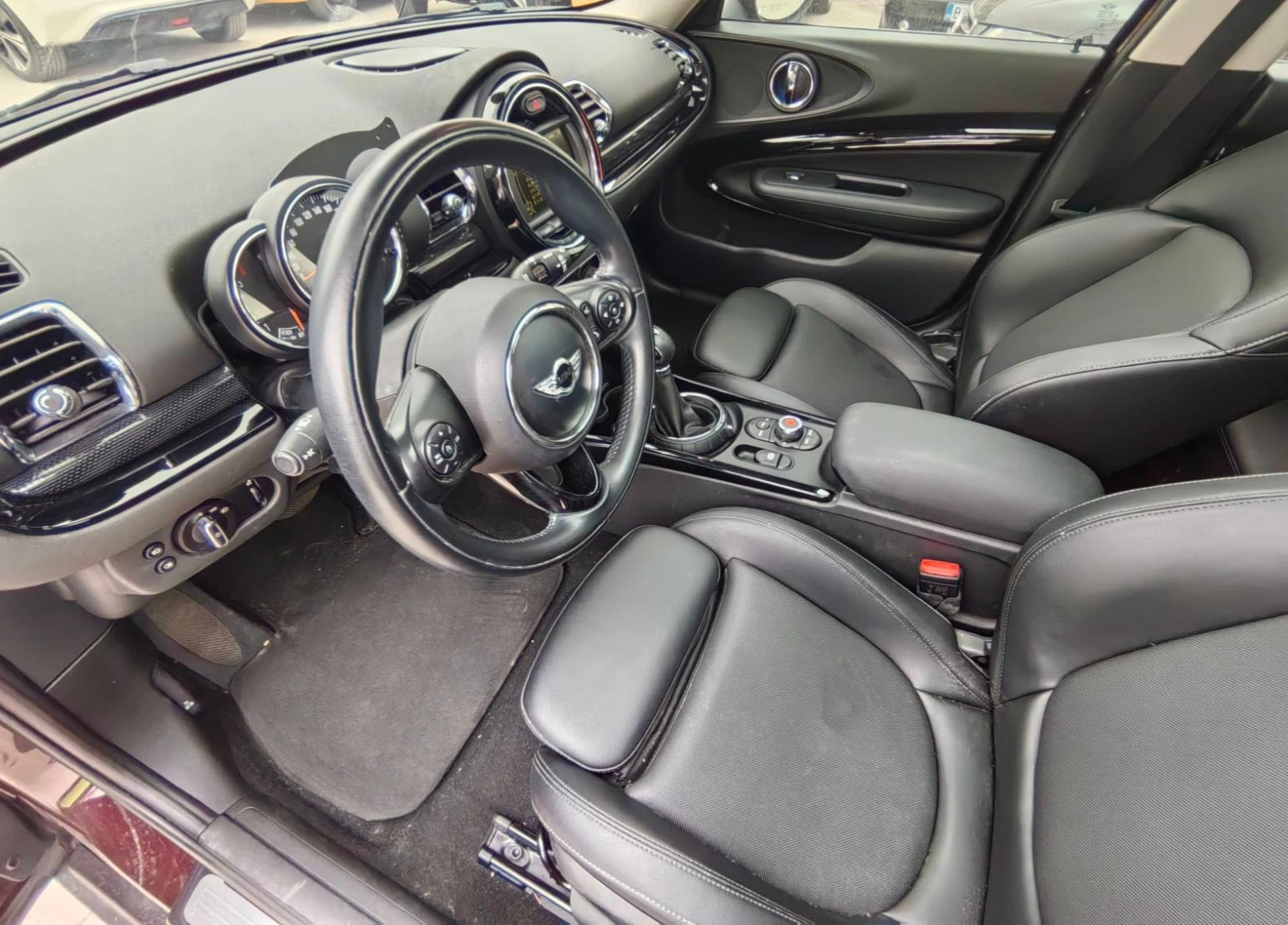 Mini Clubman 2.0D| 2016| АВТОМАТ| ПАНОРАМА| КОЖА| ВНОС КОРЕЯ, снимка 9 - Автомобили и джипове - 54416799