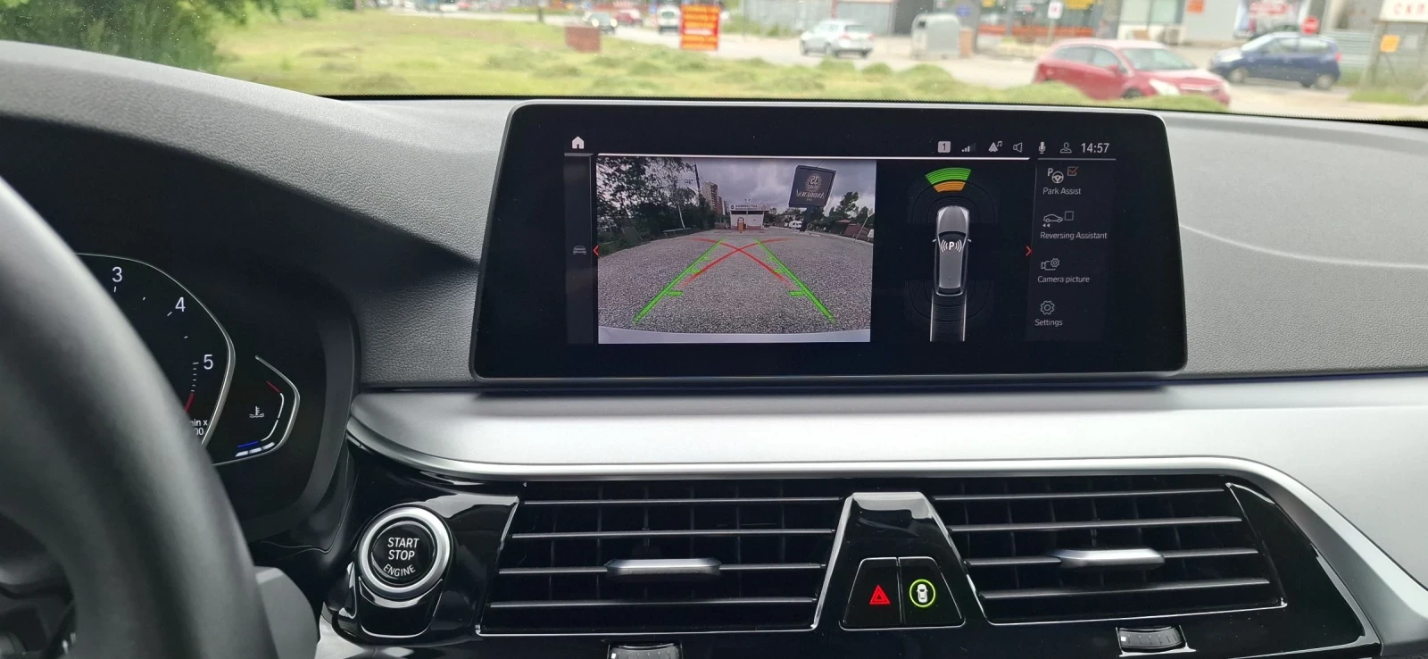 BMW 520 Mild hybrid, снимка 15 - Автомобили и джипове - 54502736