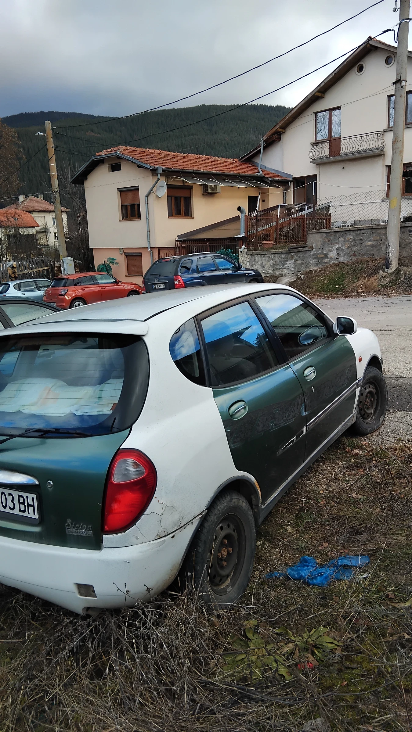 Daihatsu Sirion, снимка 5 - Автомобили и джипове - 54502302