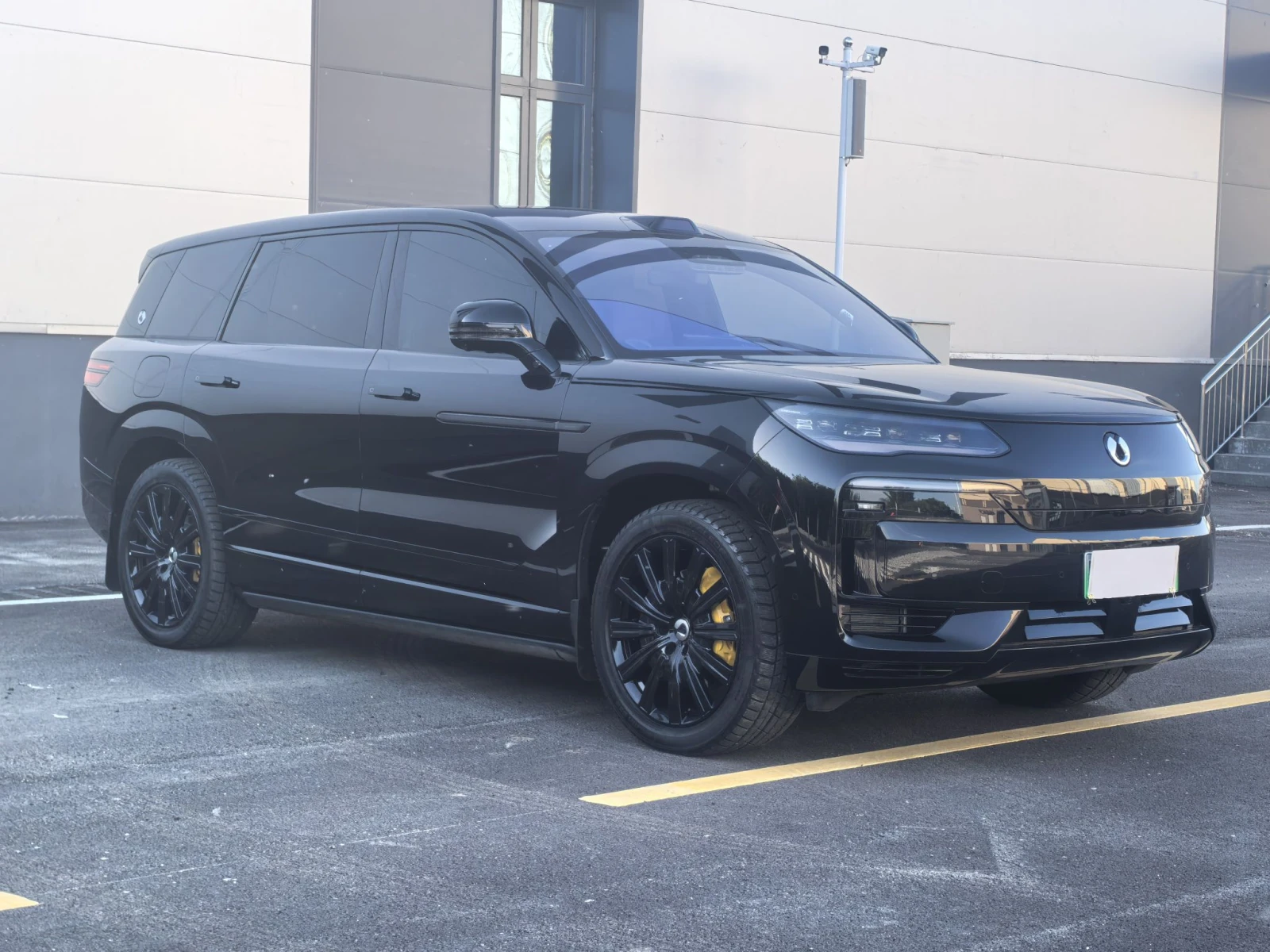 Denza N7 N9 AWD Flagship Model 46.9 kWh, снимка 2 - Автомобили и джипове - 54579608