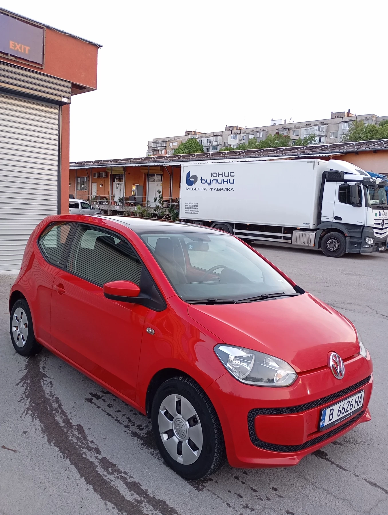 VW Up 1.0 60 коня LPG, снимка 3 - Автомобили и джипове - 55036400