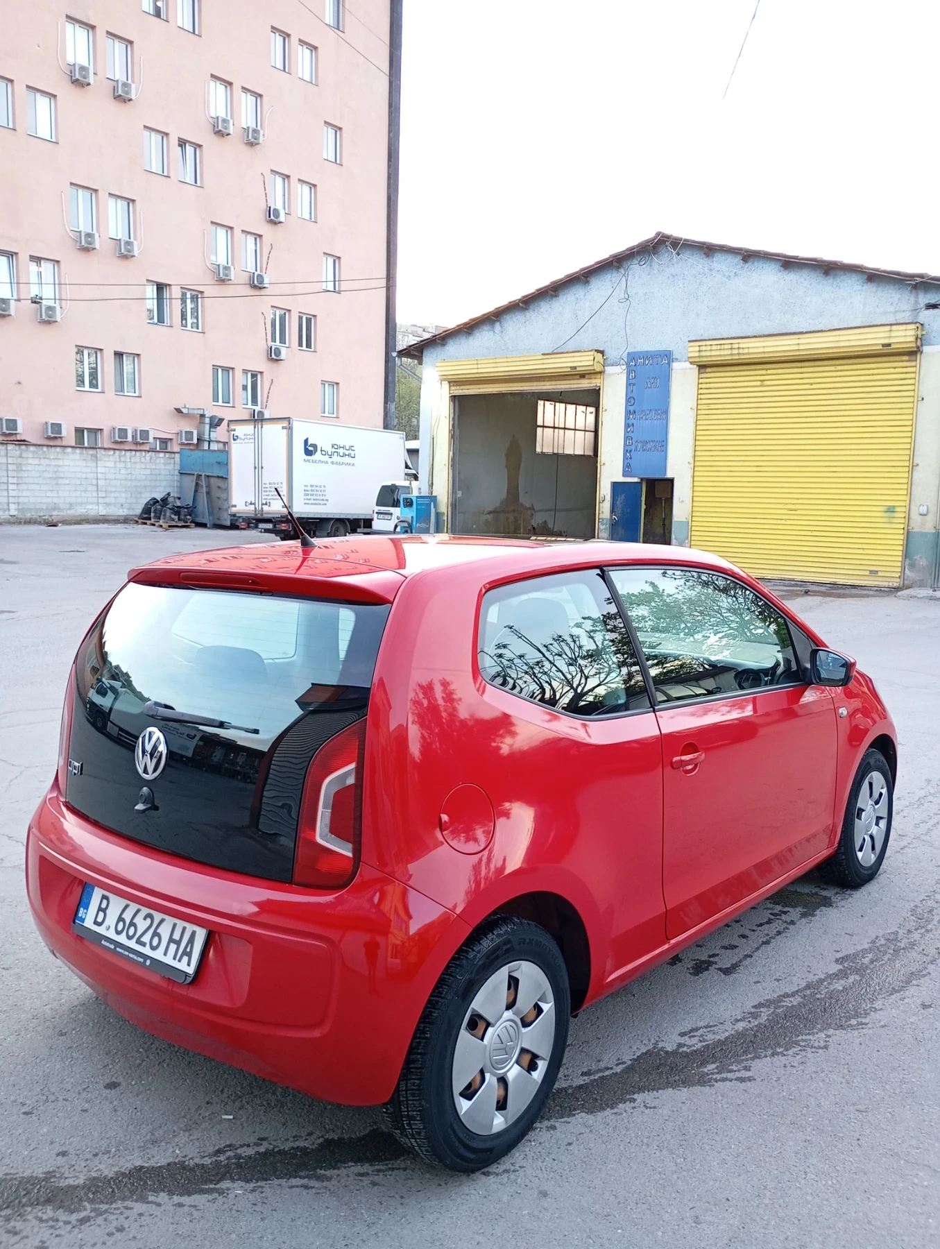 VW Up 1.0 60 коня LPG, снимка 4 - Автомобили и джипове - 55036400