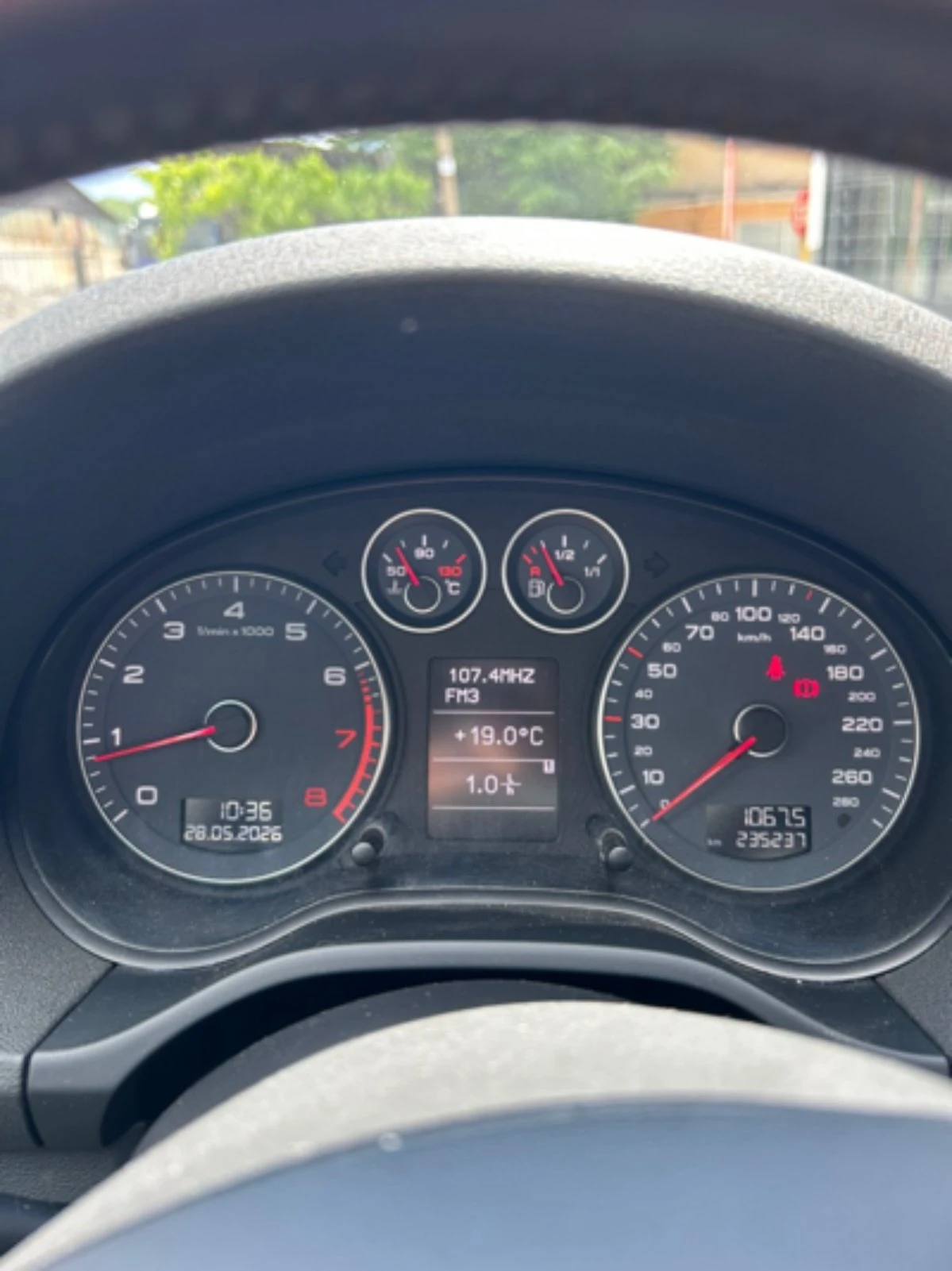 Audi A3 1.8 TFSI, снимка 12 - Автомобили и джипове - 55019351