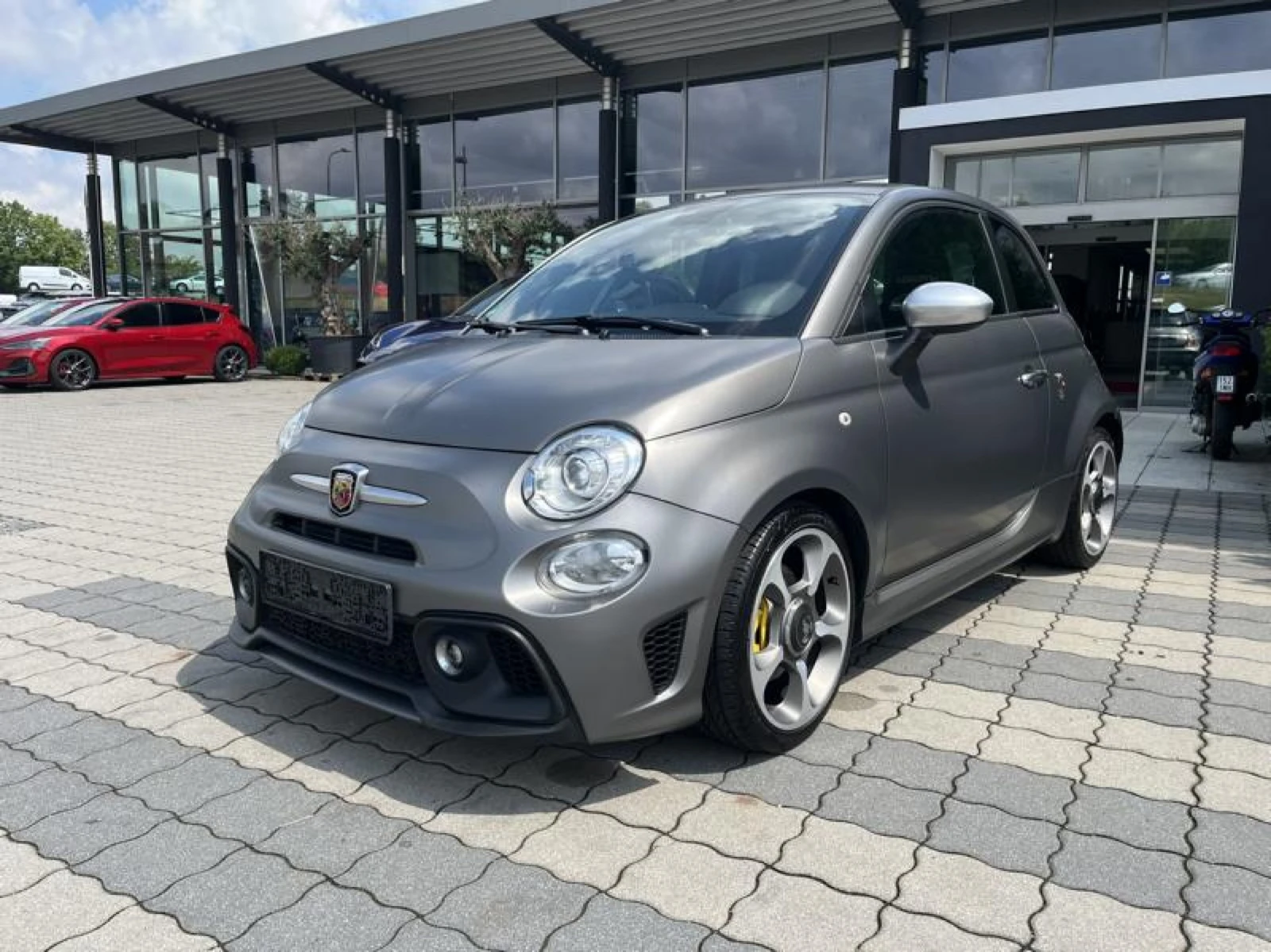Abarth 595 T-jet turismo, снимка 2 - Автомобили и джипове - 55379630