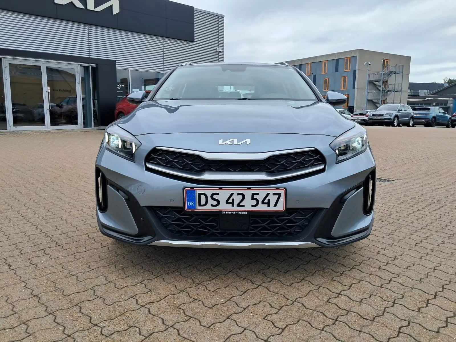 Kia XCeed Spirit Plug-in Hybrid 105ps, снимка 8 - Автомобили и джипове - 55418970
