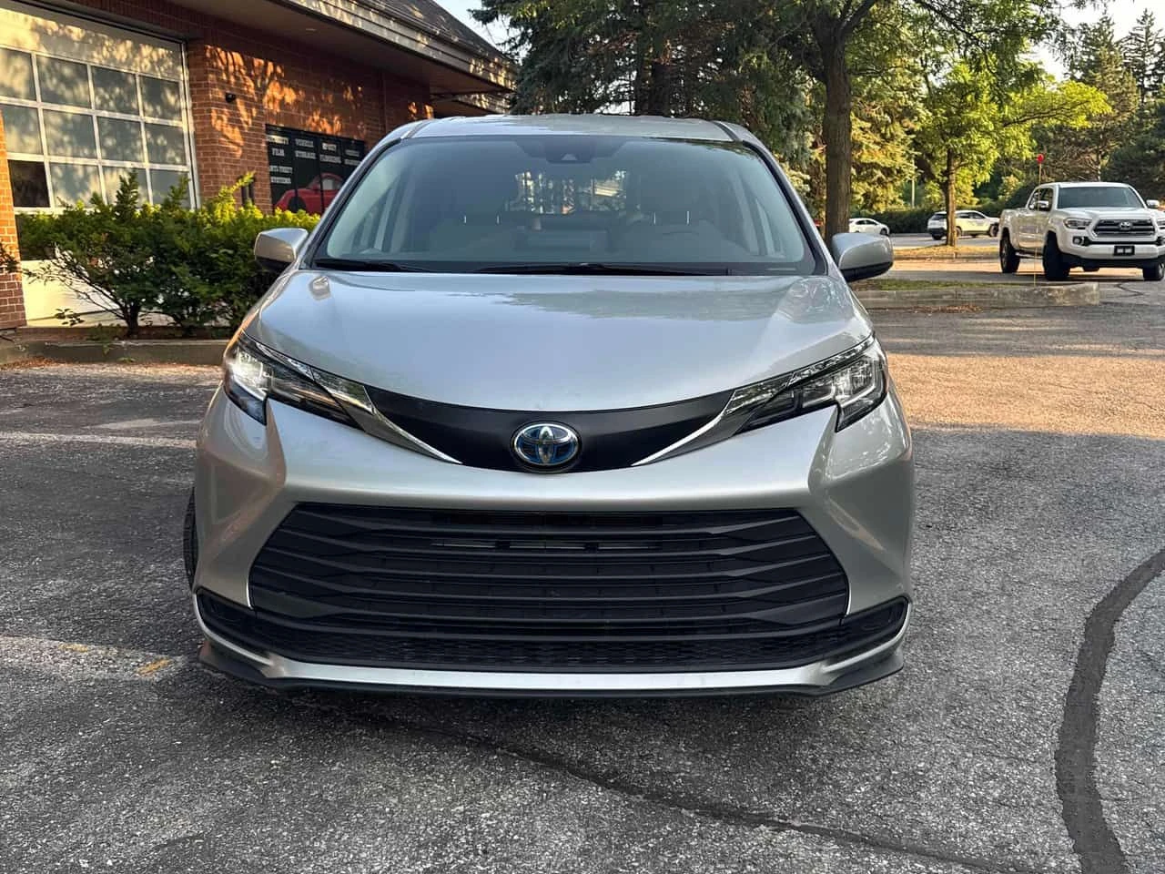 Toyota Sienna * AWD * АВТОКРЕДИТ БЕЗ ПЪРВОНАЧАЛНА ВНОСКА* , снимка 6 - Автомобили и джипове - 55427636