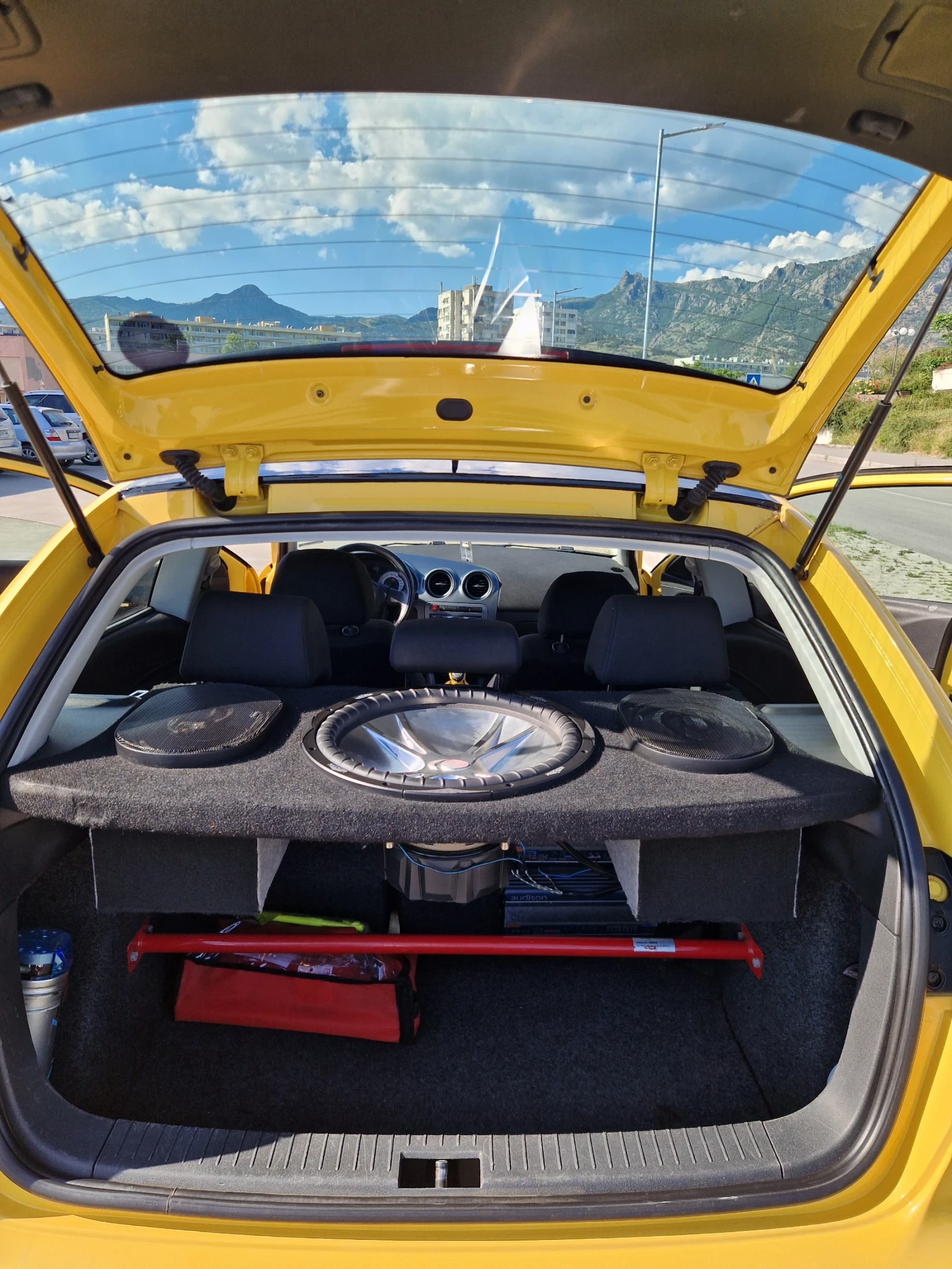 Seat Ibiza, снимка 5 - Автомобили и джипове - 55583914