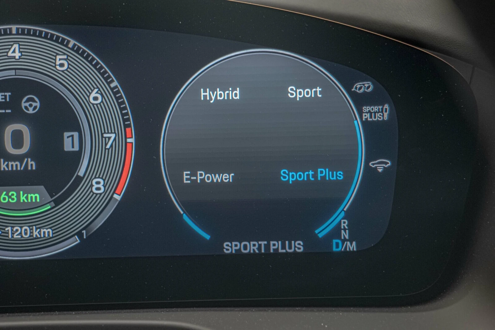 Porsche Panamera Turbo E-Hyb/PDLS+ /PDK/Active Ride/Burm/Beifahrer-, снимка 14 - Автомобили и джипове - 55642807
