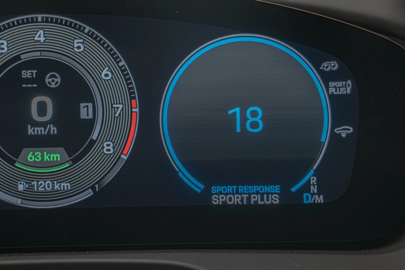 Porsche Panamera Turbo E-Hyb/PDLS+ /PDK/Active Ride/Burm/Beifahrer-, снимка 15 - Автомобили и джипове - 55642807