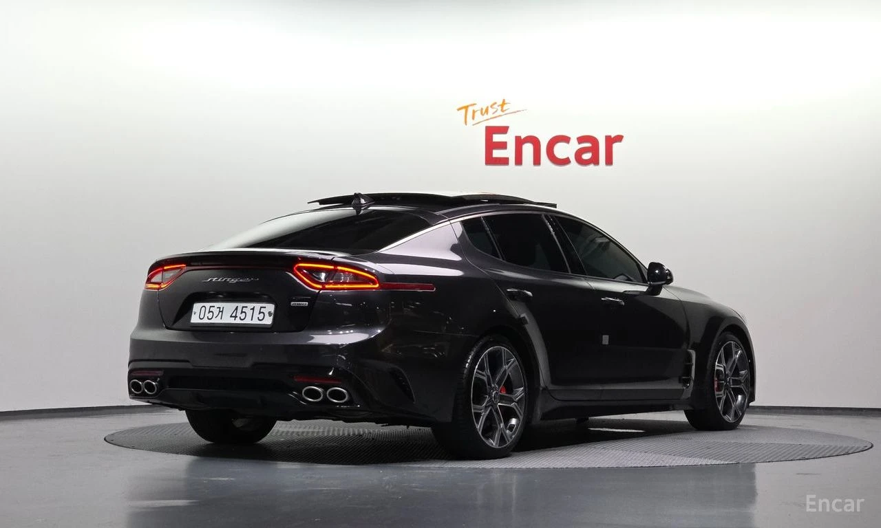 Kia Stinger 3.3 GT AWD* DISTRONIC* LEXICON* 360* ХЕДЪП* PANO* , снимка 3 - Автомобили и джипове - 55666007