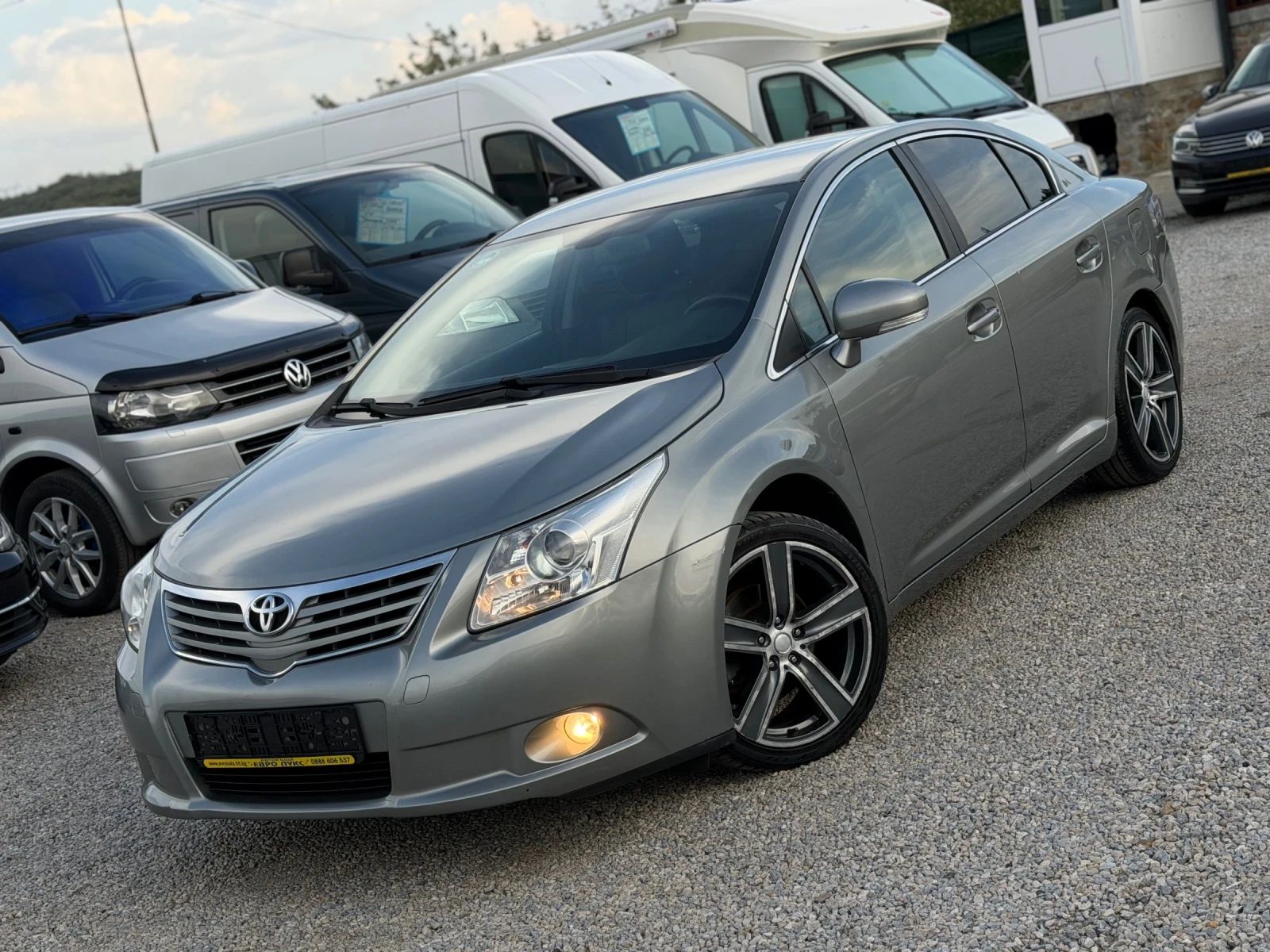 Toyota Avensis 2.0D-4D 126кс 6ск НАВИ КОЖА ПОДГРЕВ, снимка 3 - Автомобили и джипове - 56191108