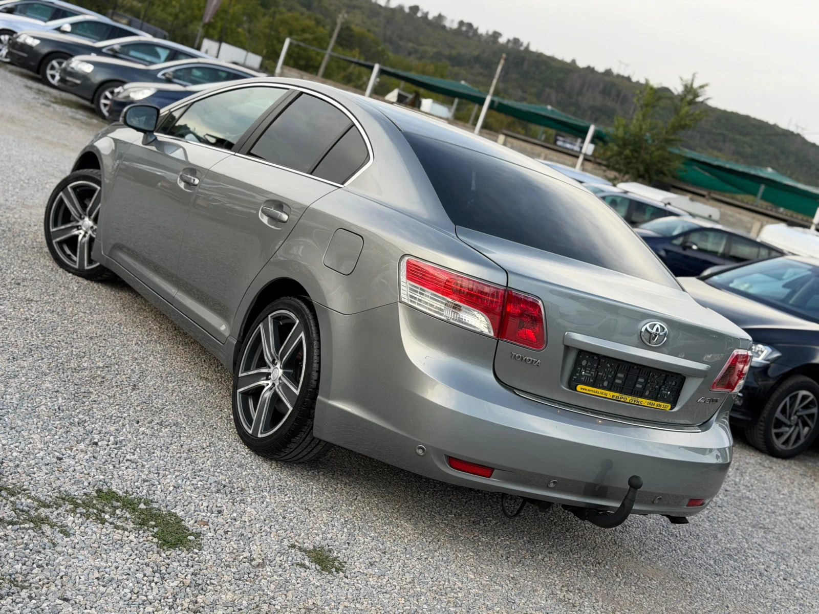 Toyota Avensis 2.0D-4D 126кс 6ск НАВИ КОЖА ПОДГРЕВ, снимка 4 - Автомобили и джипове - 56191108