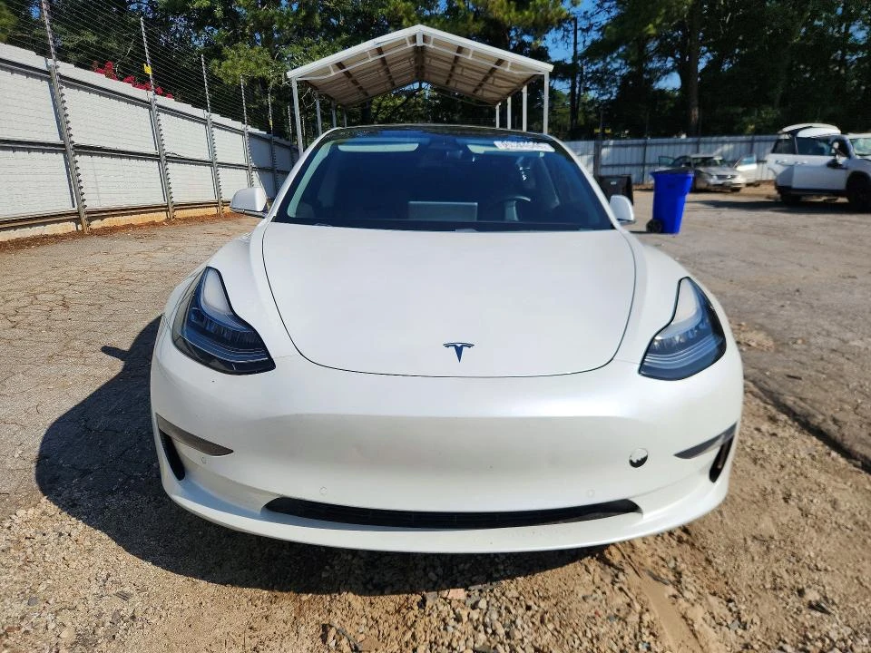 Tesla Model 3 Carfax / Автокредит, снимка 5 - Автомобили и джипове - 56203177