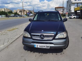  Mercedes-Benz ML 230