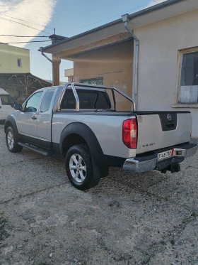 Nissan Navara 2.5, 174к.с., снимка 3