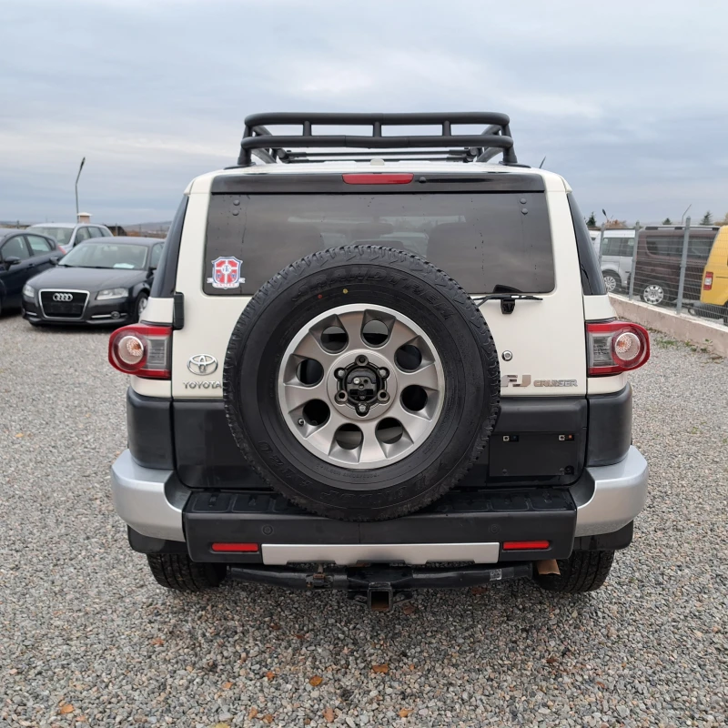 Toyota Fj cruiser * 4.0* 260Hp* FACE* TOP* , снимка 7 - Автомобили и джипове - 47986696