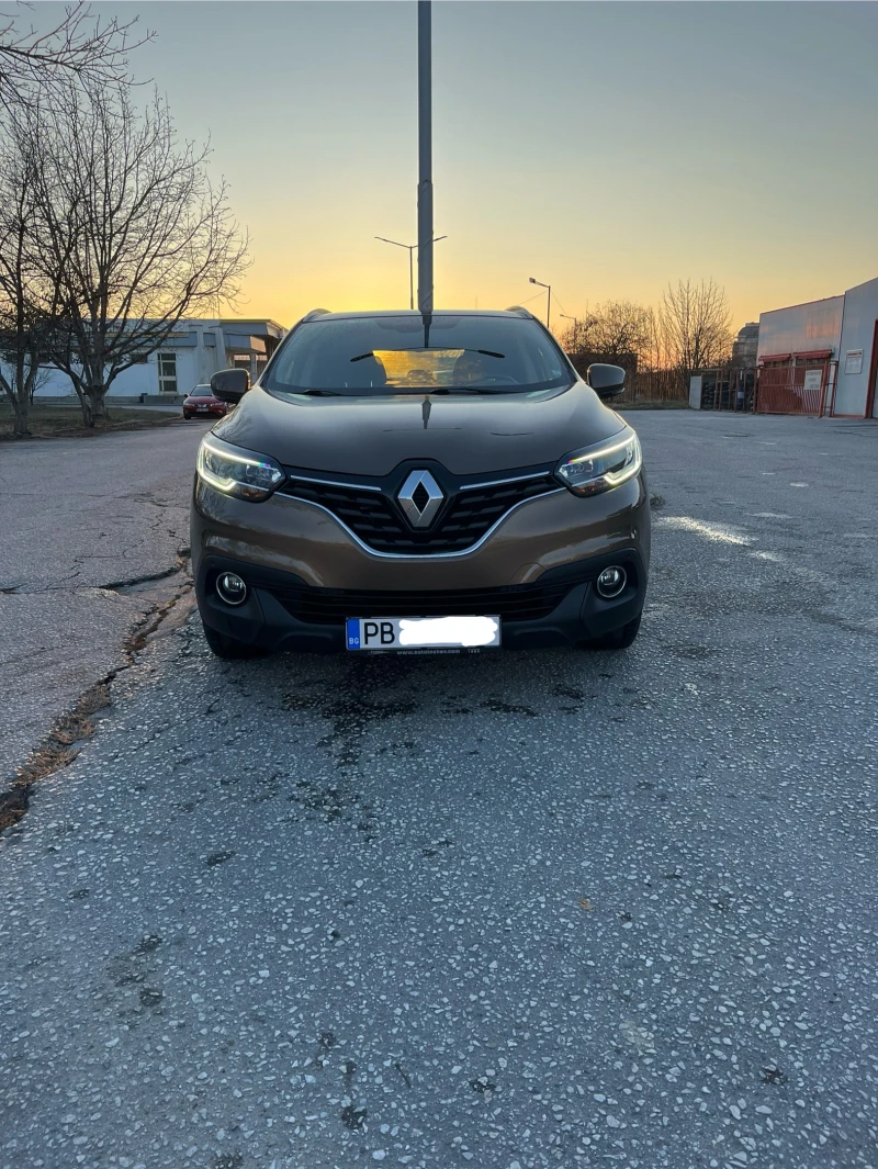 Renault Kadjar 1.6 dci В ОТЛИЧНО СЪСТОЯНИЕ, снимка 1 - Автомобили и джипове - 48436146