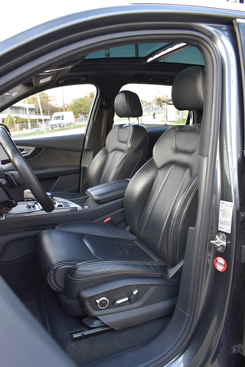 Audi Q7 3.0TDI* S-LINE* MATRIX* DISSTRONIC* PANORAMA, снимка 10 - Автомобили и джипове - 52467330