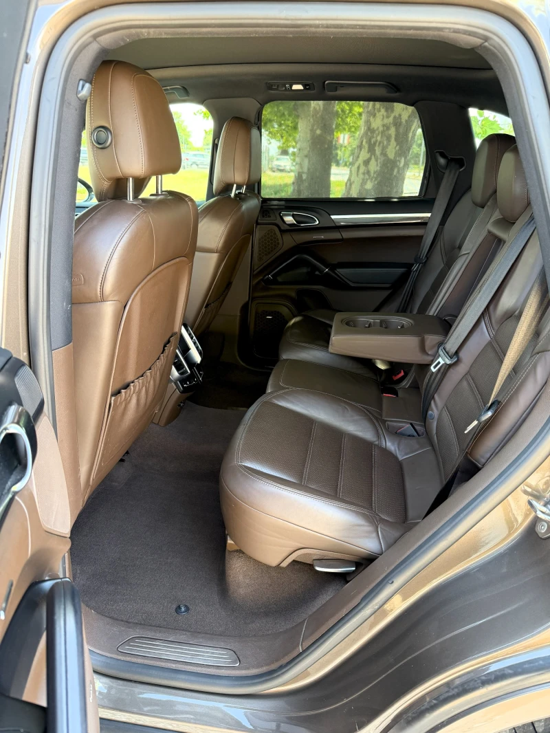 Porsche Cayenne  S E-Hybrid-3.0 V6 Supercharger 4x4 Facelift, снимка 10 - Автомобили и джипове - 52927924