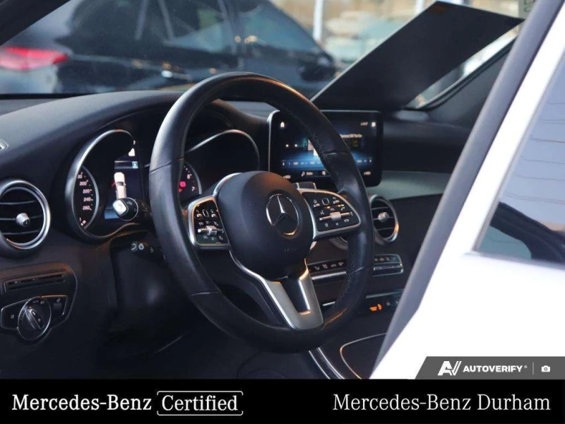 Mercedes-Benz GLC * GLC300 4MATIC * CARFAX * ЦЕНА ДО БГ, снимка 12 - Автомобили и джипове - 53419194