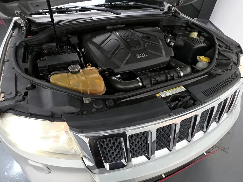 Jeep Cherokee, снимка 6 - Автомобили и джипове - 53589467