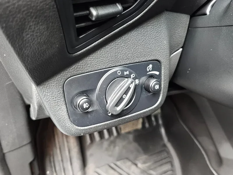 Ford Kuga 2.0 Diesel Trendy, снимка 17 - Автомобили и джипове - 55749200