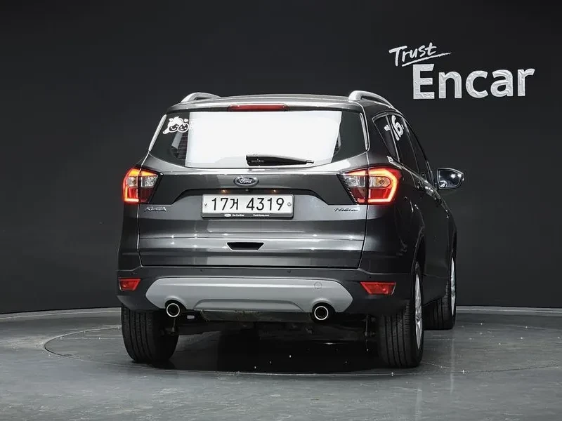 Ford Kuga 2.0 Diesel Trendy, снимка 4 - Автомобили и джипове - 55749200