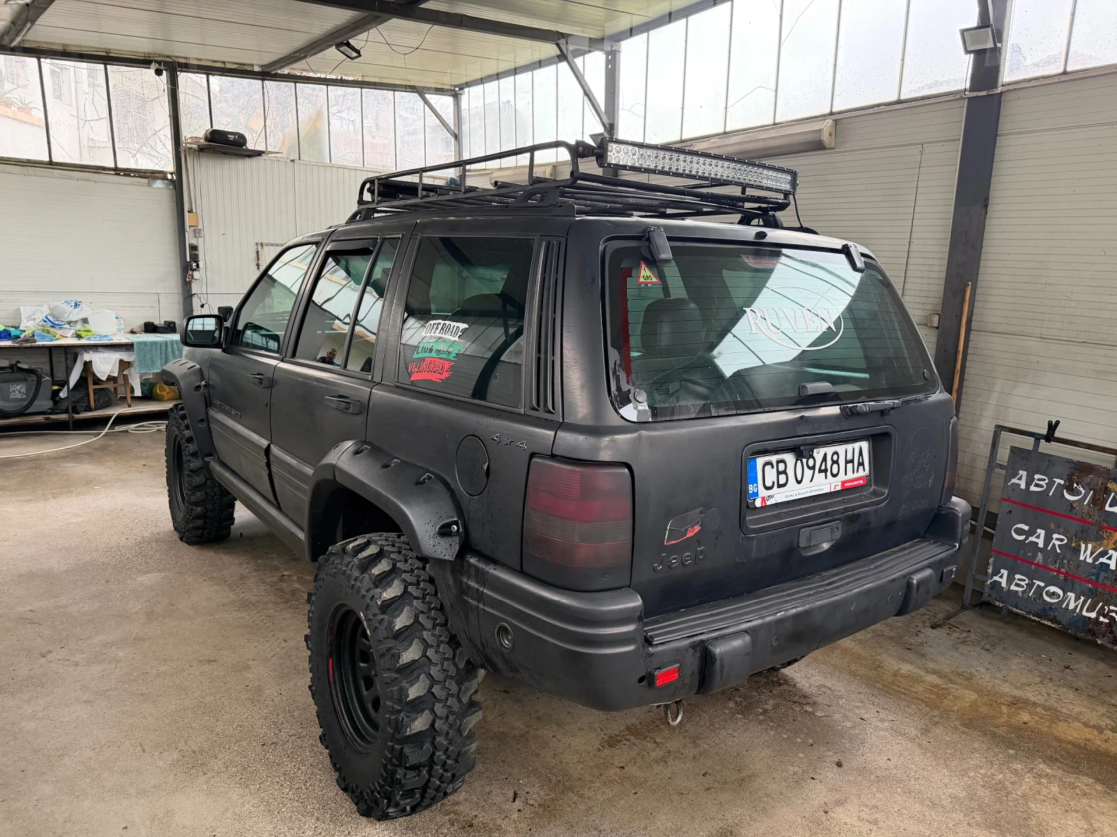 Jeep Grand cherokee 4.0 ГаЗ - изображение 5