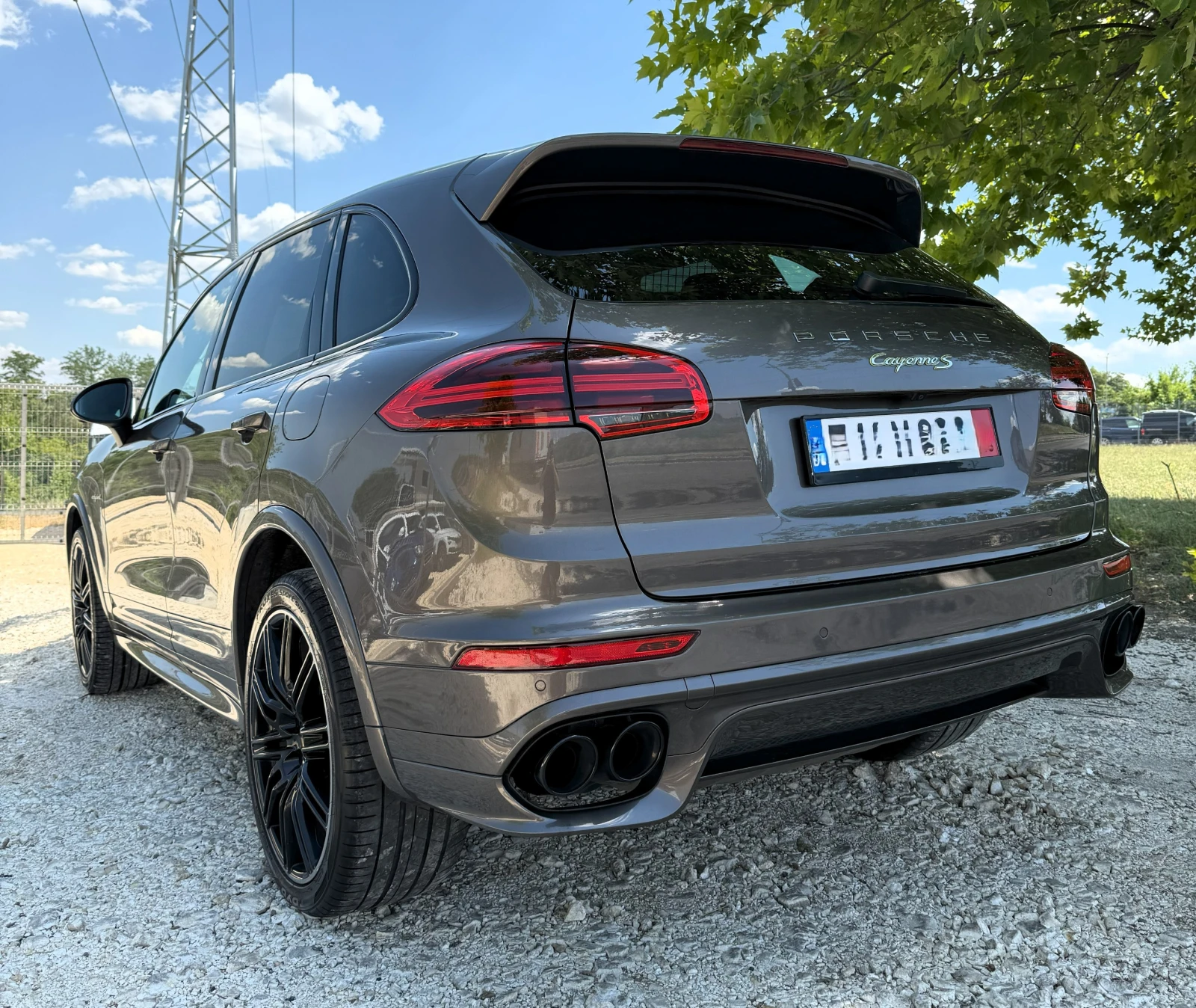 Porsche Cayenne  S E-Hybrid-3.0 V6 Supercharger 4x4 Facelift - изображение 9