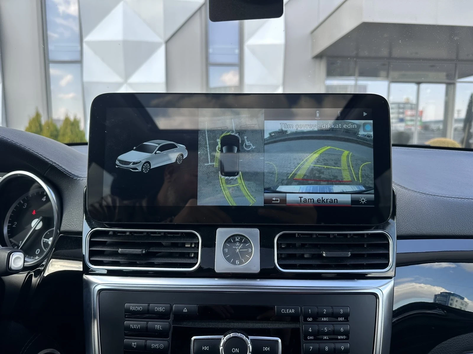 Mercedes-Benz ML 350 AMG * Bluetec* Панорама* Ел. багажник* Камера - изображение 4