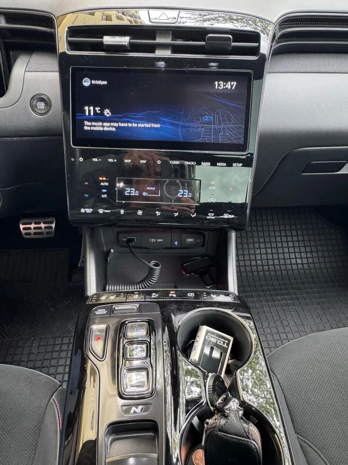 Hyundai Tucson, снимка 13 - Автомобили и джипове - 54379390