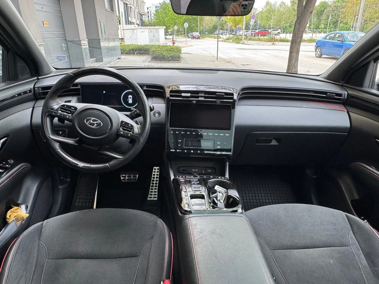 Hyundai Tucson, снимка 12 - Автомобили и джипове - 54379390