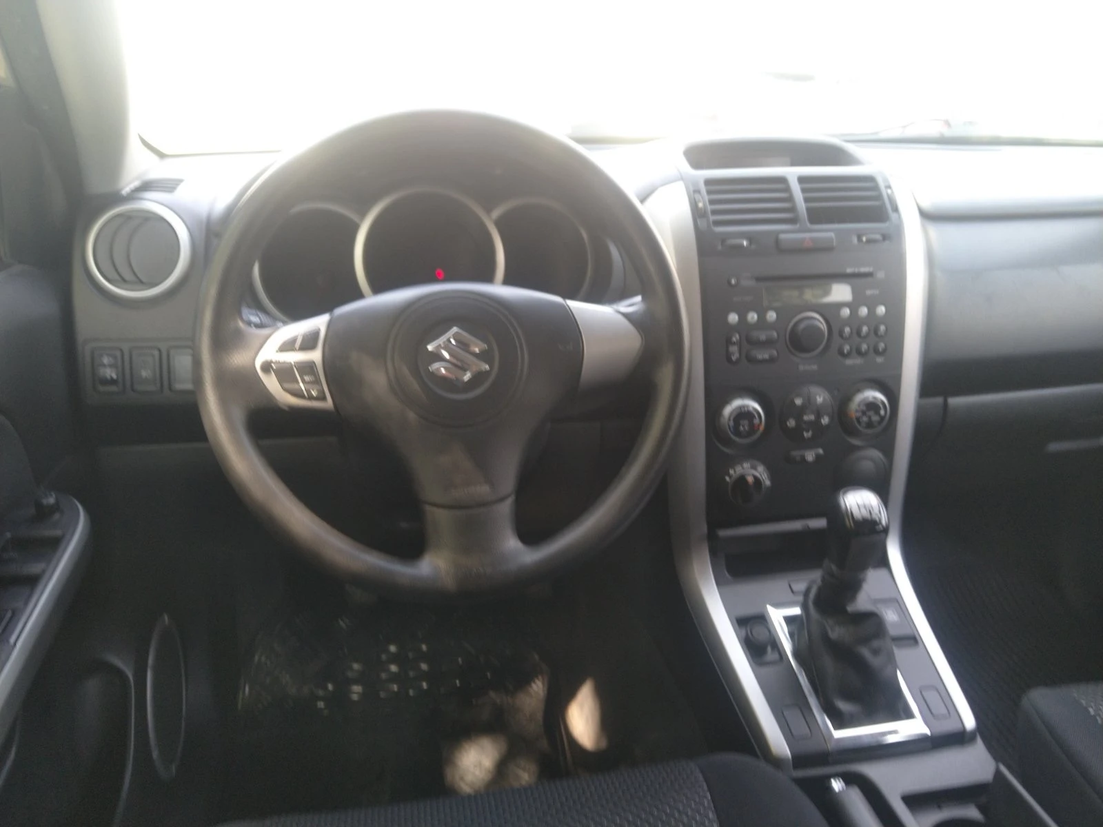 Suzuki Vitara 1.9, снимка 12 - Автомобили и джипове - 54715198