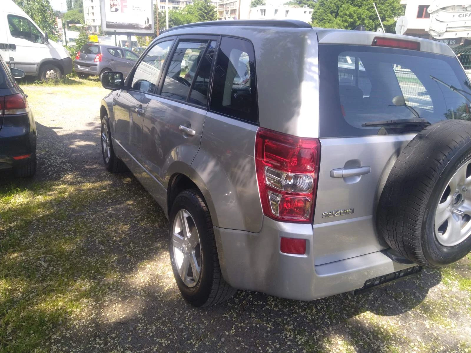 Suzuki Vitara 1.9, снимка 6 - Автомобили и джипове - 54715198