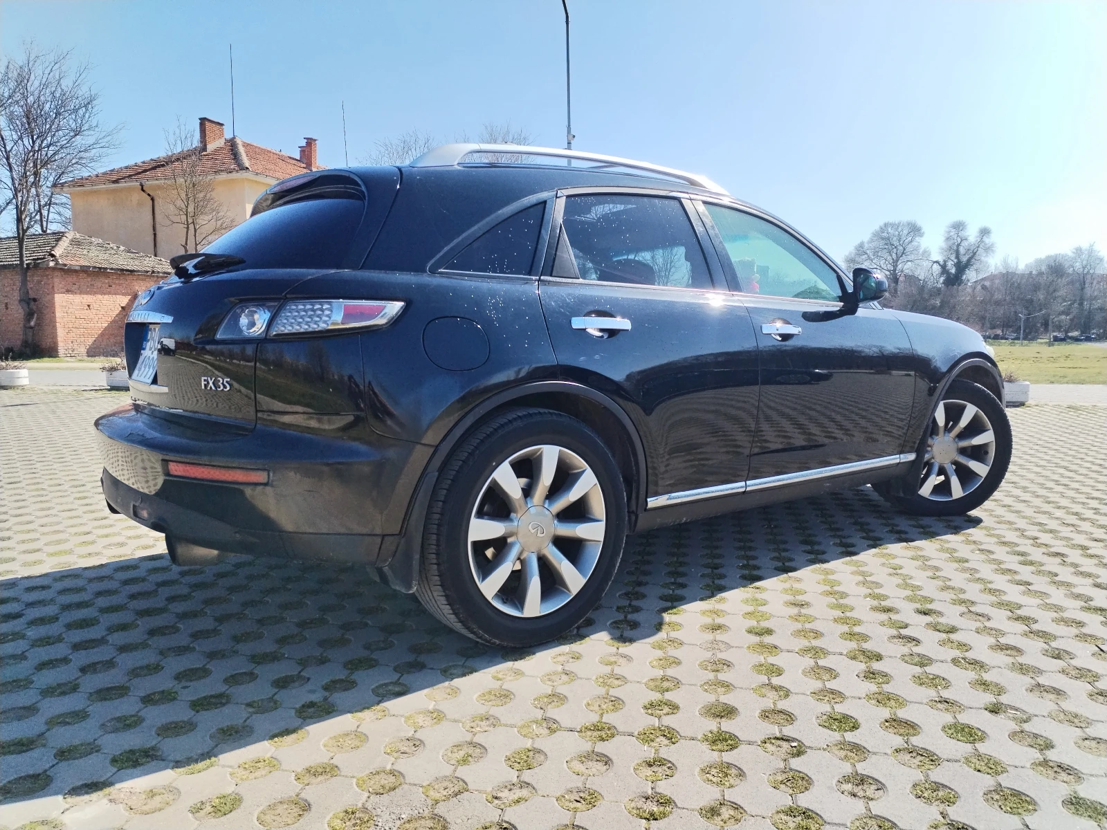 Infiniti Fx 35, снимка 6 - Автомобили и джипове - 55027029