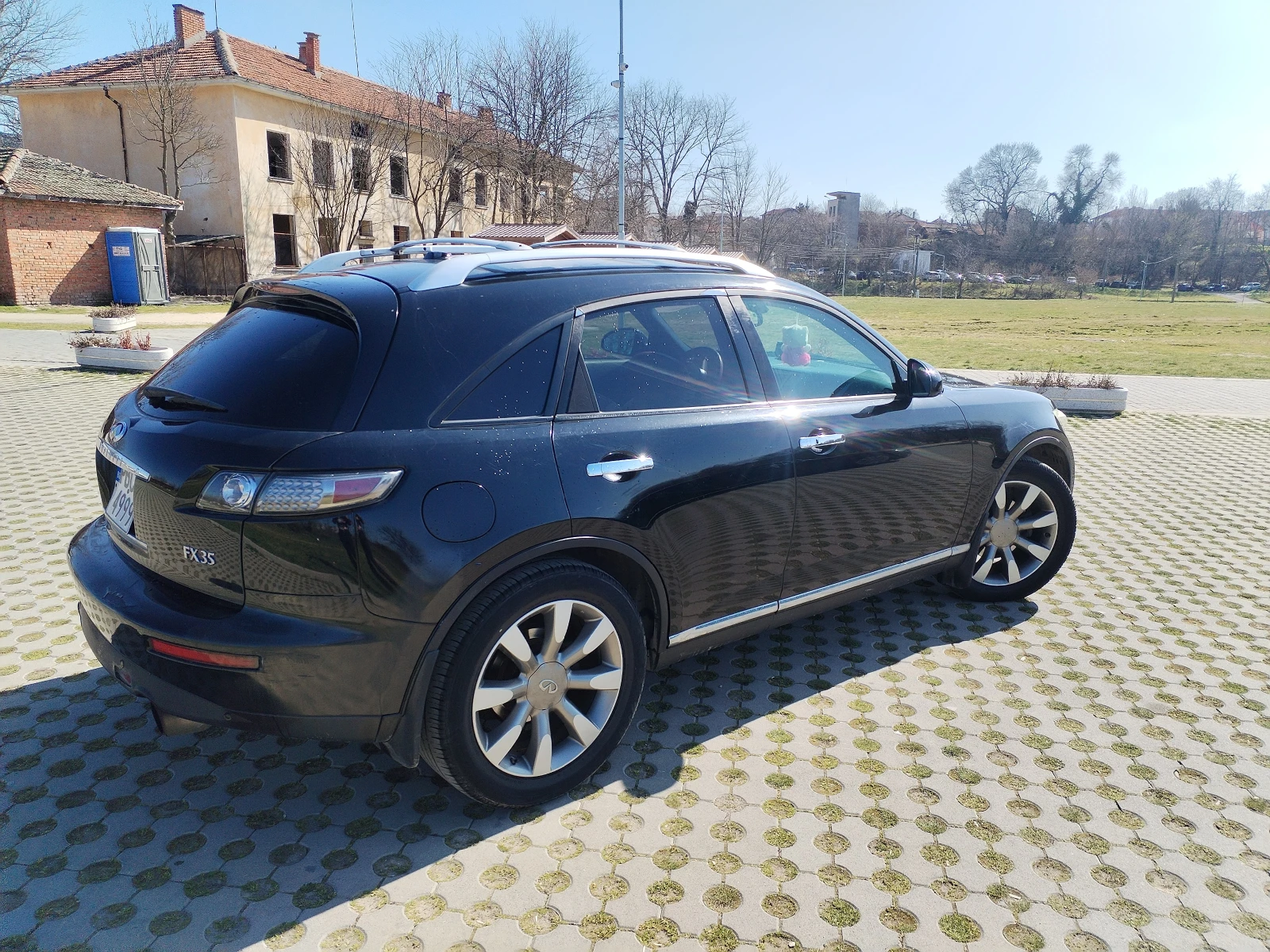 Infiniti Fx 35, снимка 5 - Автомобили и джипове - 55027029