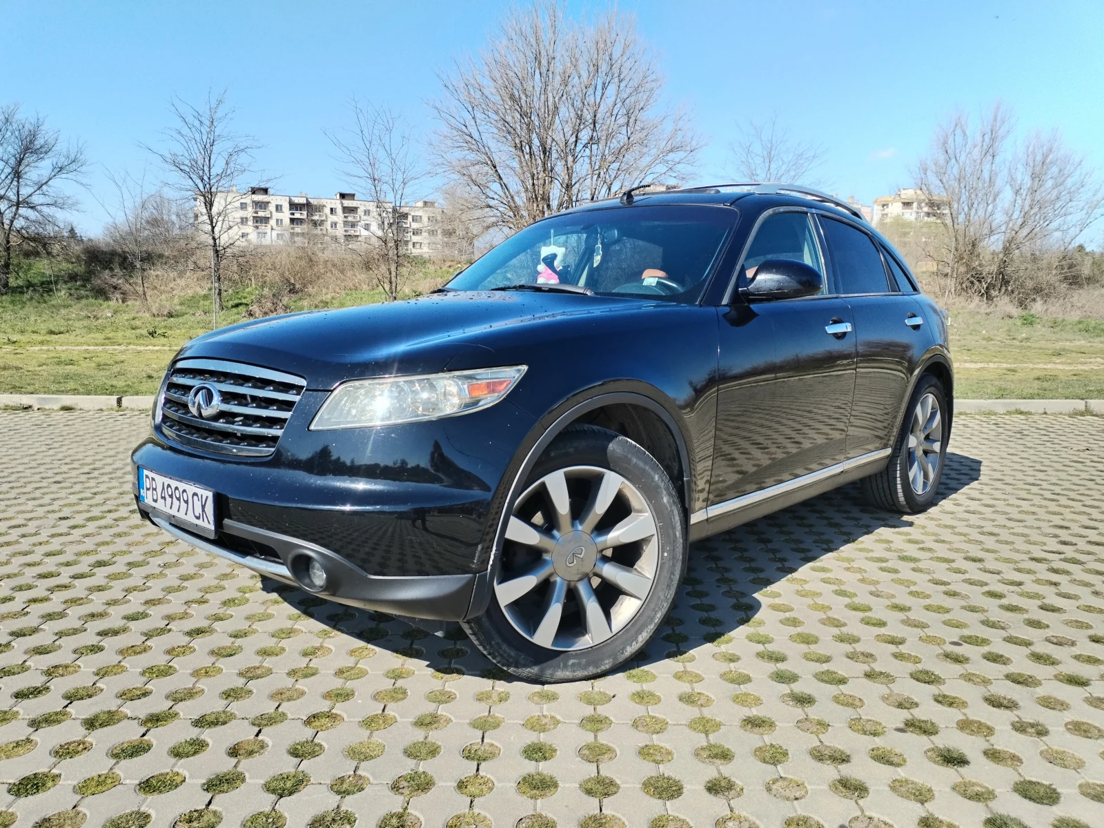 Infiniti Fx 35, снимка 2 - Автомобили и джипове - 55027029
