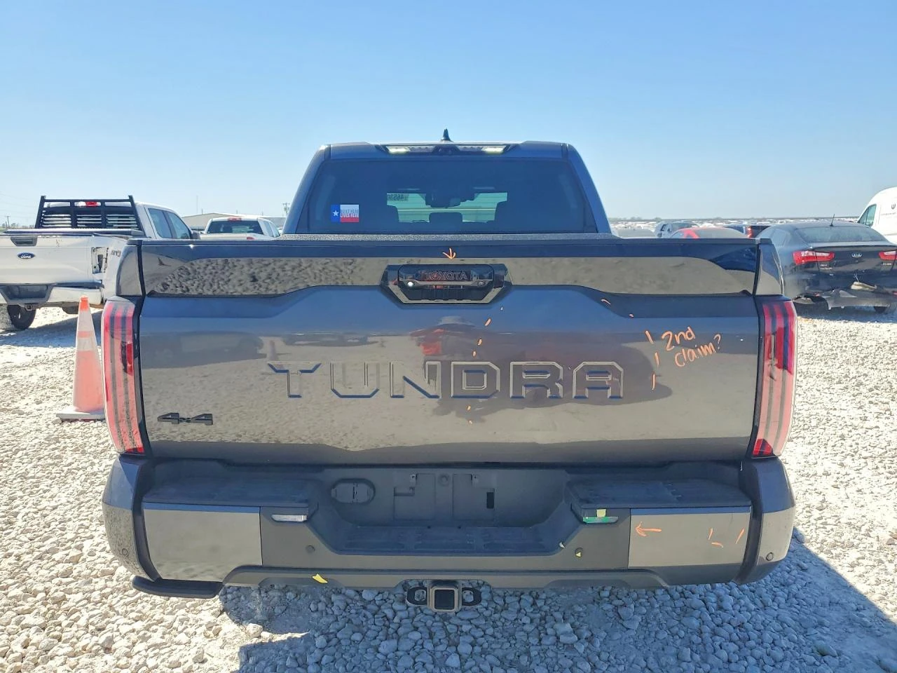 Toyota Tundra 3.4l Platinum Hv, снимка 6 - Автомобили и джипове - 55092188