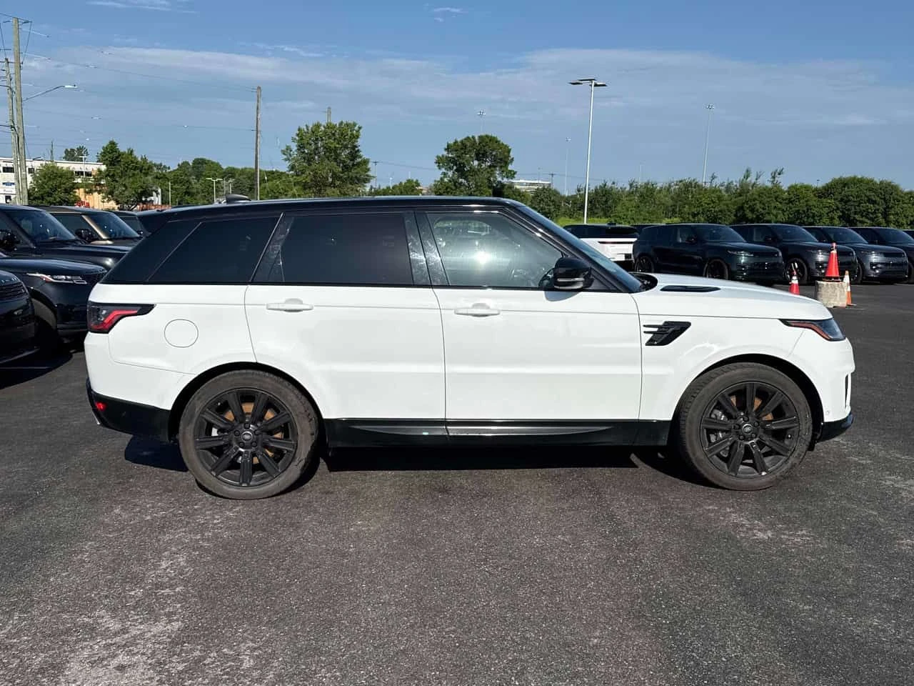 Land Rover Range Rover Sport * HSE * CARFAX * ЦЕНА ДО БГ, снимка 4 - Автомобили и джипове - 55143771