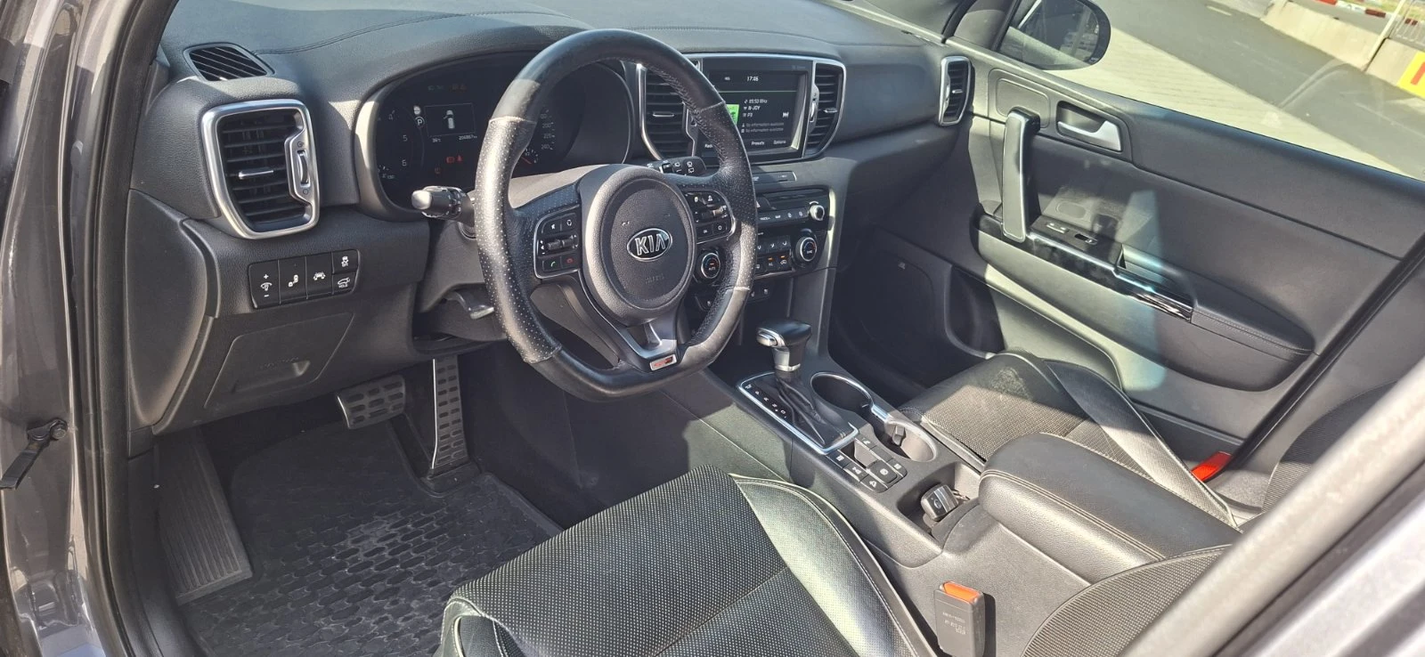 Kia Sportage 2.0 TDI 185hp | Mobile.bg � ����������� 8