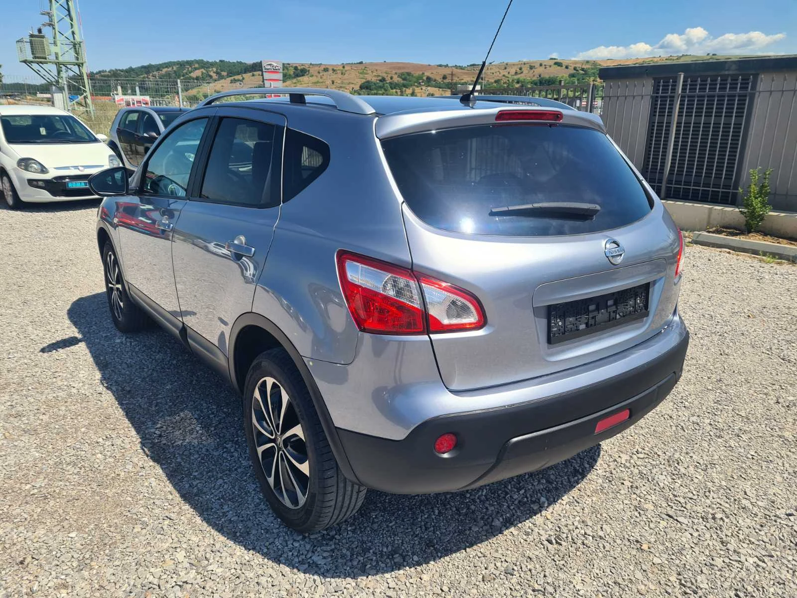 Nissan Qashqai 1.5dci НОВА!!!!, снимка 2 - Автомобили и джипове - 55508860