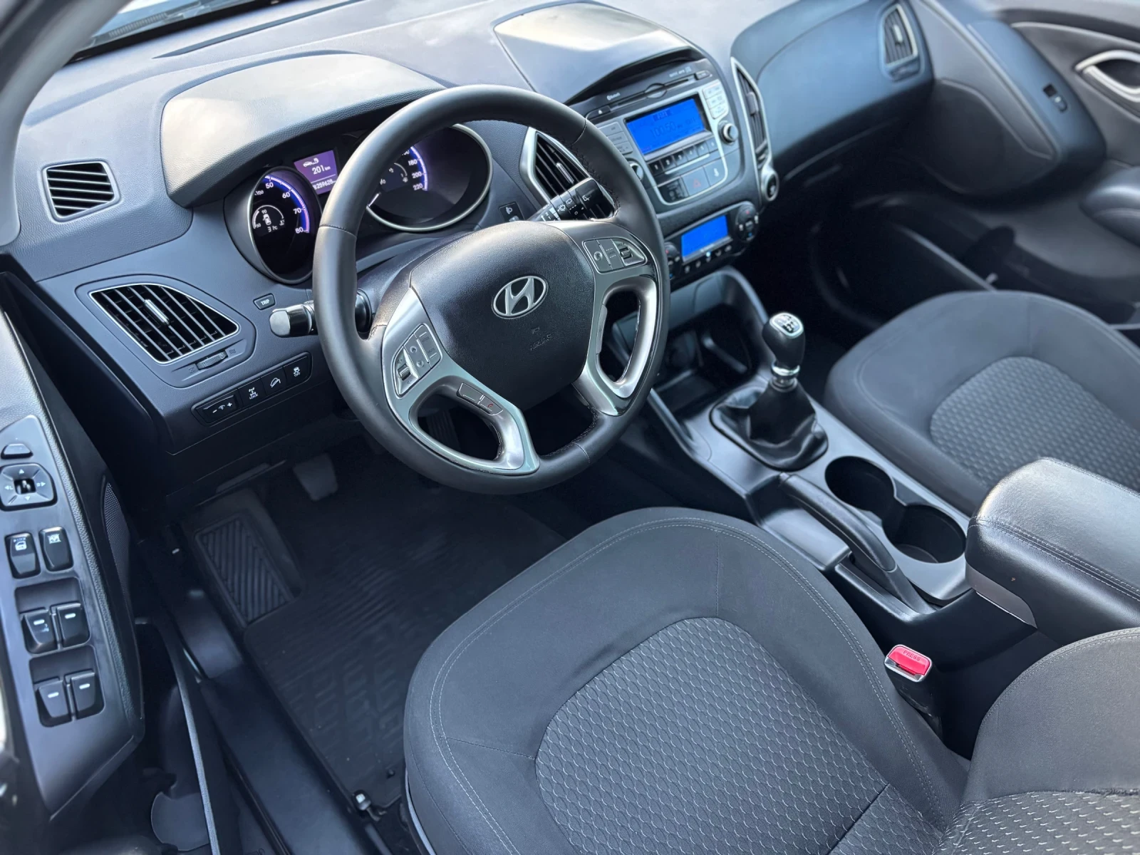 Hyundai IX35 2.0 i 4WD | Mobile.bg � ����������� 9