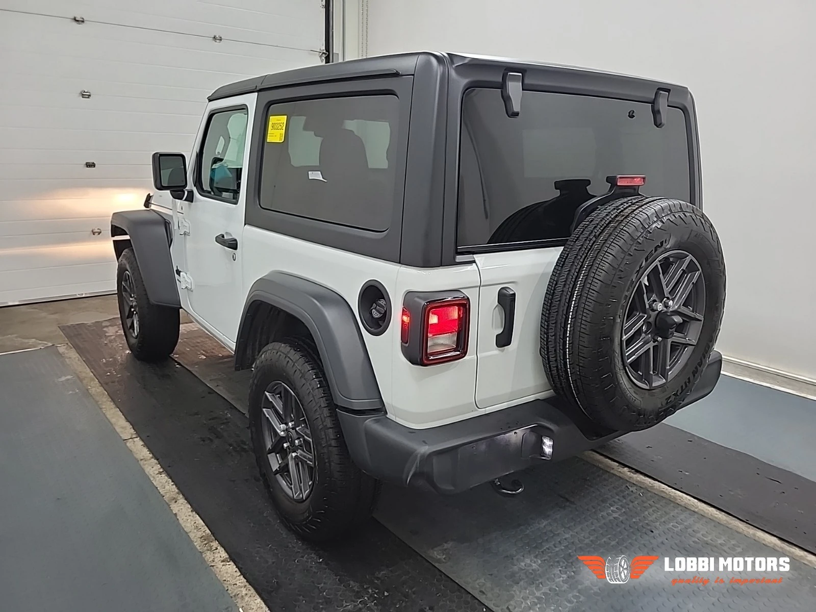 Jeep Wrangler, снимка 4 - Автомобили и джипове - 55928726