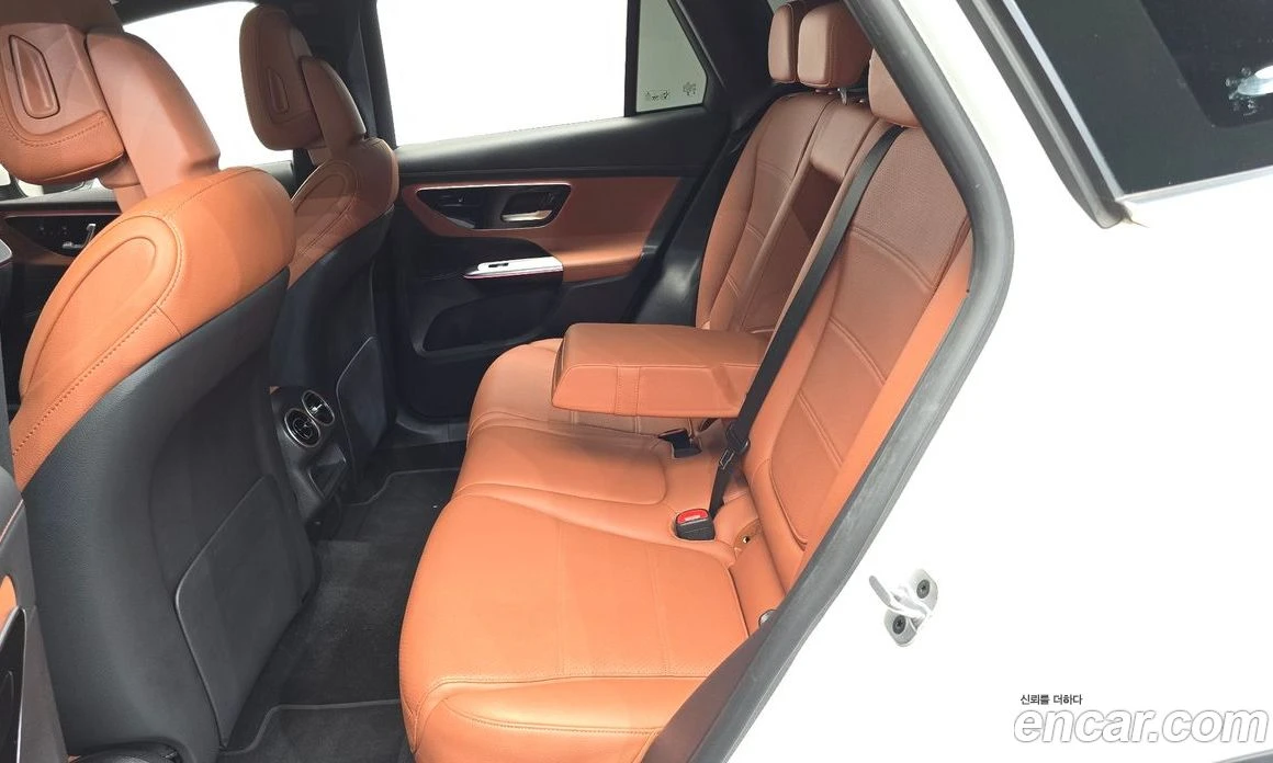 Mercedes-Benz GLC GLC220 d 4MATIC, снимка 17 - Автомобили и джипове - 56122754