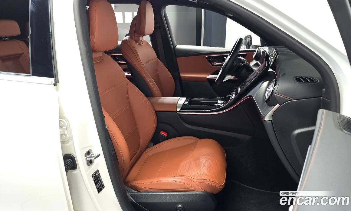 Mercedes-Benz GLC GLC220 d 4MATIC, снимка 16 - Автомобили и джипове - 56122754