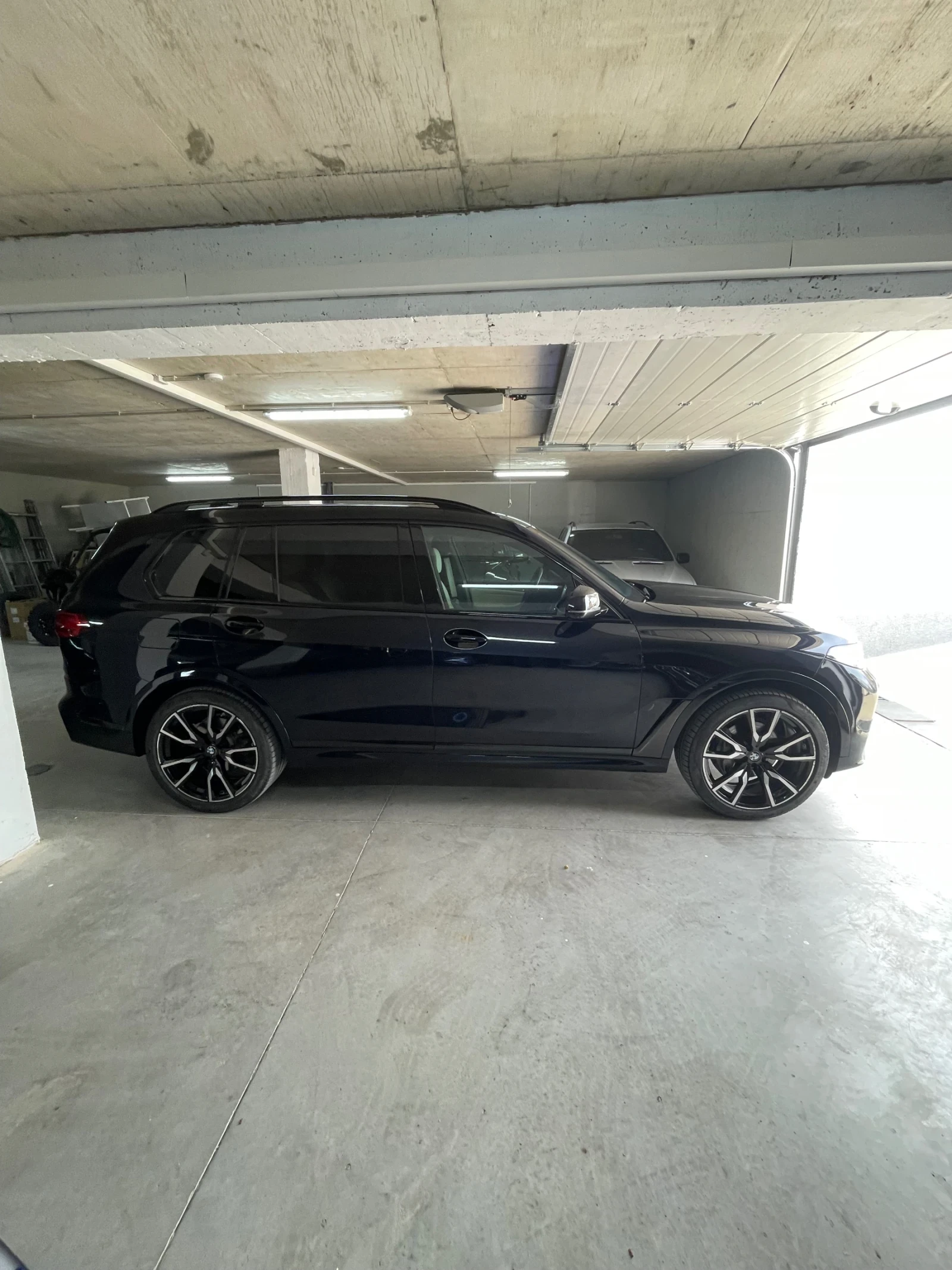 BMW X7 4.0i/Mpak/swar/harman/kardon/�����/�����/360/����� | Mobile.bg � ����������� 7