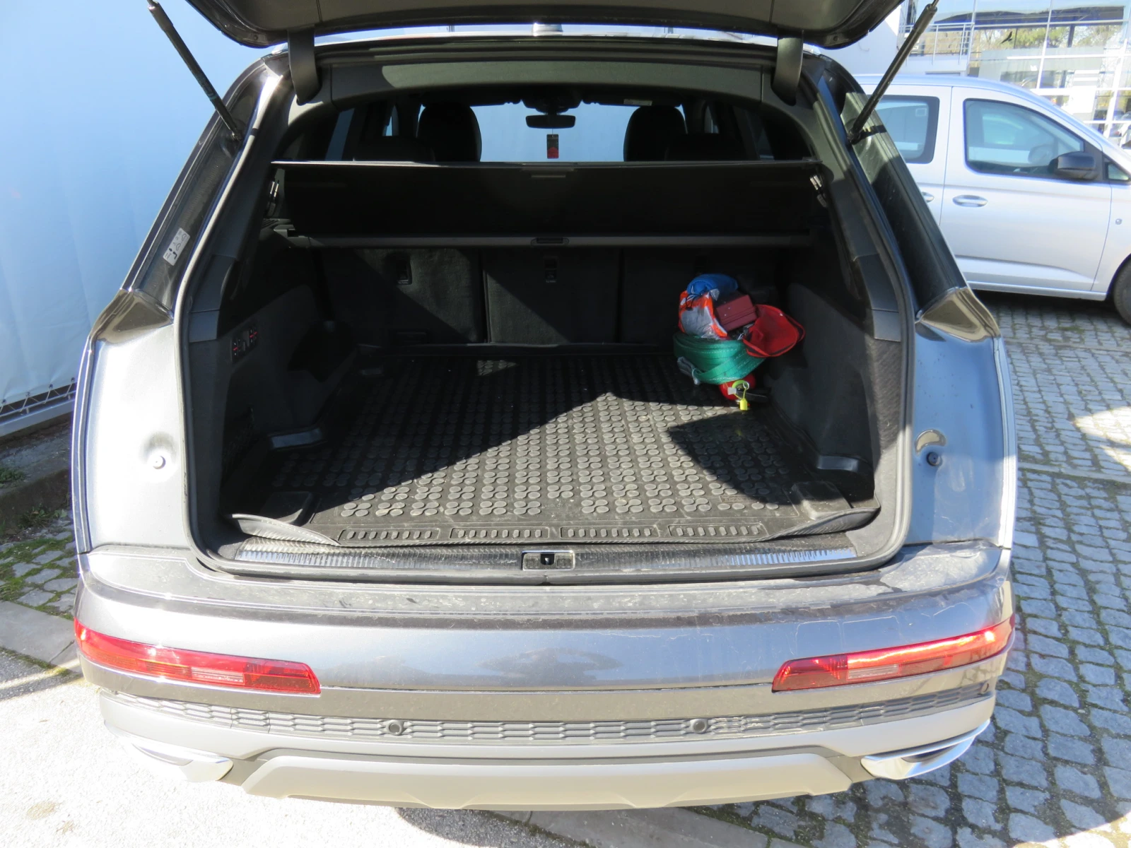 Audi Q7 3.0TDI QUATTRO S-Line , снимка 7 - Автомобили и джипове - 56725664