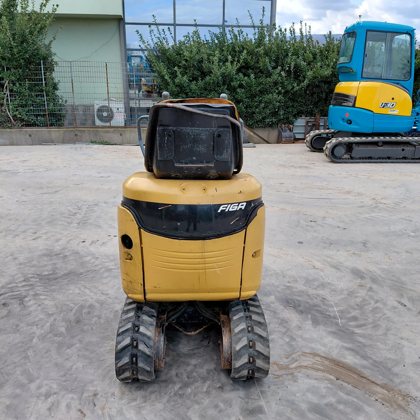 ����� Cat 008CR * ������� * ���������� ������ *  | Mobile.bg � ����������� 4