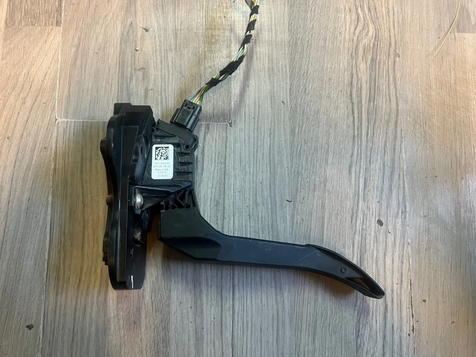 KK31-9F836-AB  ����� ��� FORD TRANSIT CUSTOM 2019  6PV935195-00 | Mobile.bg � ����������� 2